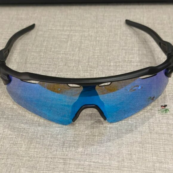 Oakley Sports Performance Polarized Sunglasses – Black Frame / Prizm Blue Lens - Picture 1 of 5